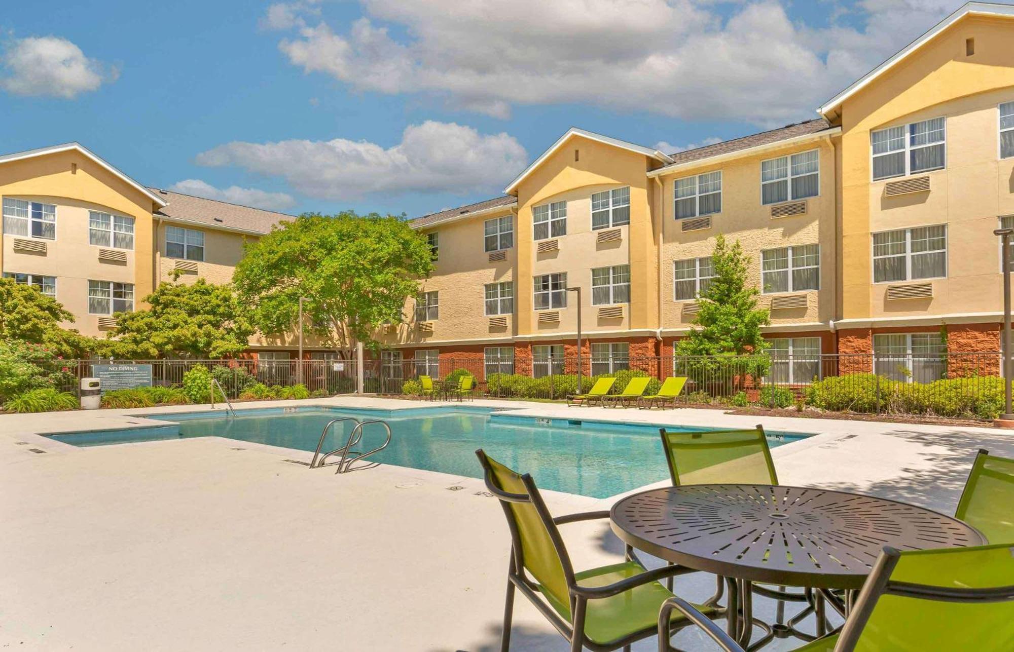 Extended Stay America Suites - Raleigh - Rtp - 4919 Miami Blvd Дарем Экстерьер фото