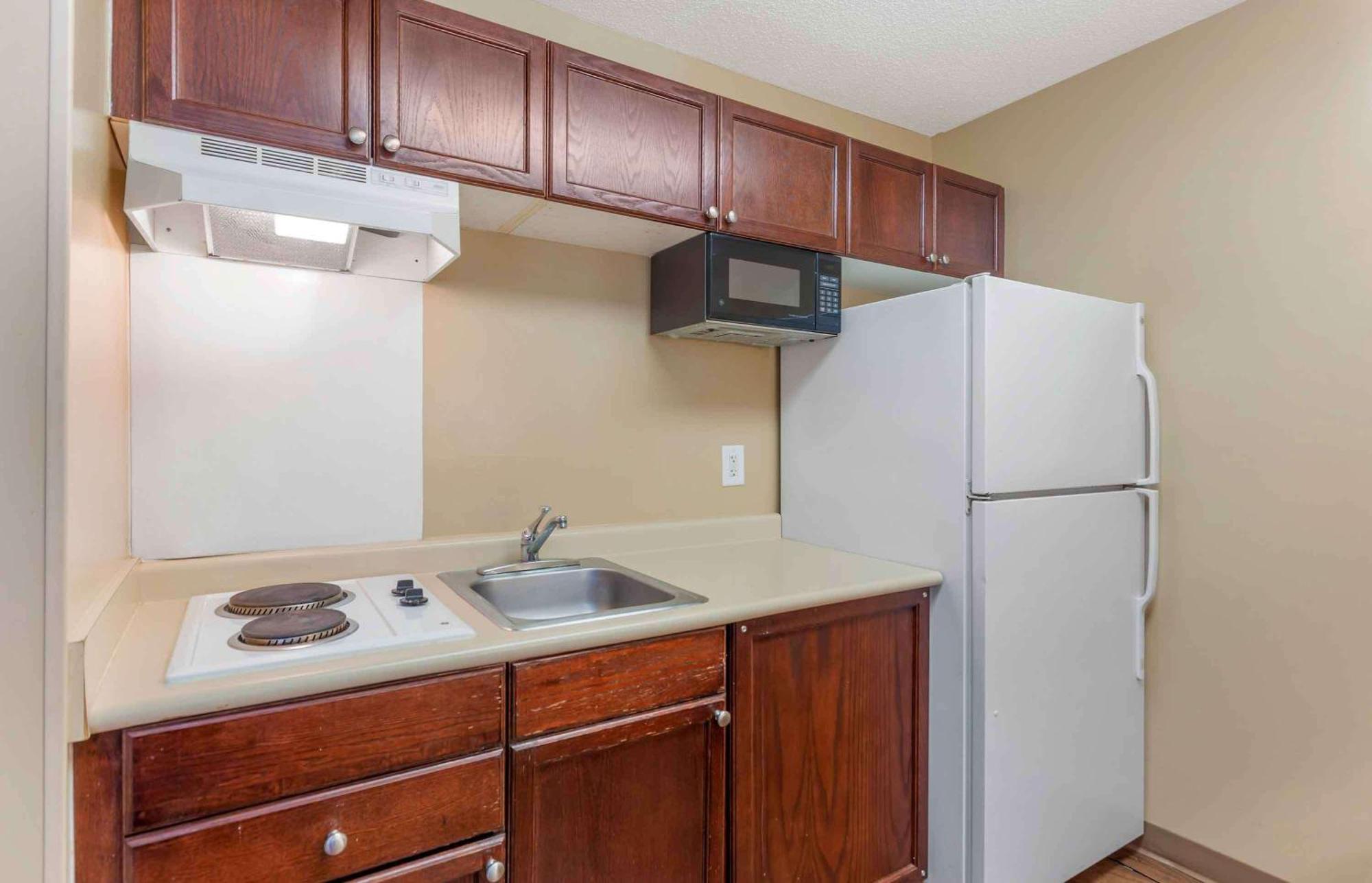 Extended Stay America Suites - Raleigh - Rtp - 4919 Miami Blvd Дарем Экстерьер фото