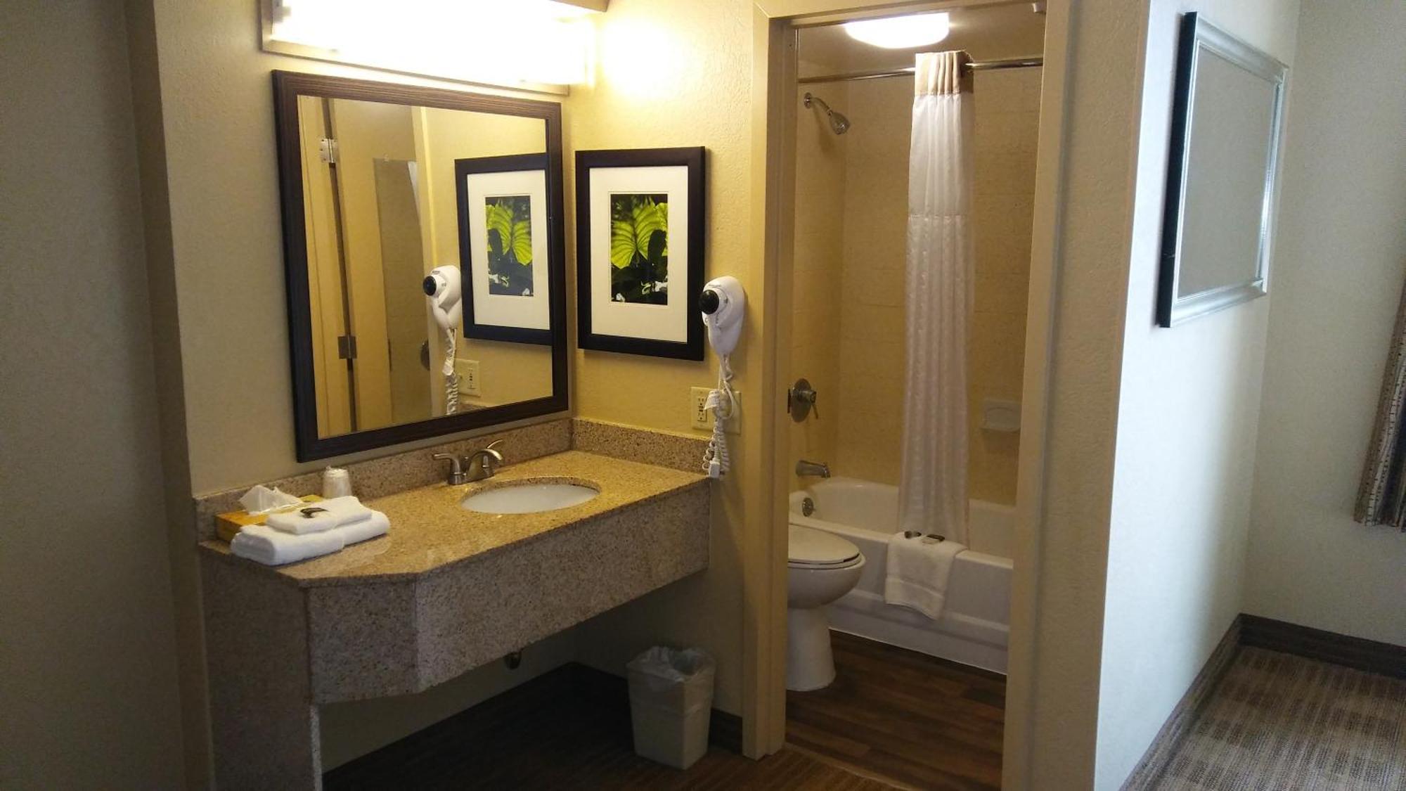 Extended Stay America Suites - Raleigh - Rtp - 4919 Miami Blvd Дарем Экстерьер фото